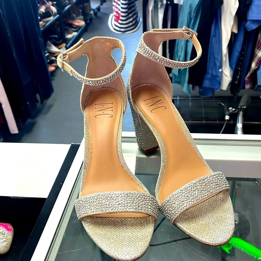 Strap Heels - Picture 1 of 5